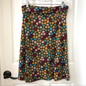 ⭐️ LulaRoe Geometric Multi-Colored Pattern Skirt Size: MEDIUM